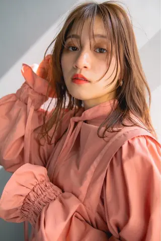 ミディアム カラー clan五反田所属・髪質改善、縮毛矯正 店長浅野太郎のヘアスタイル