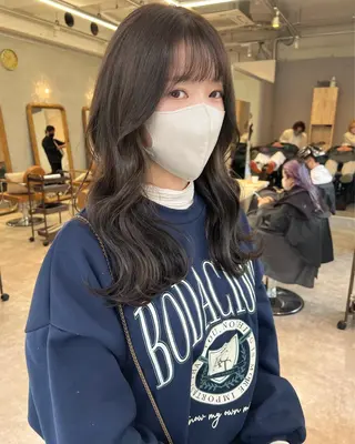 セミロング mai 🌷のヘアスタイル