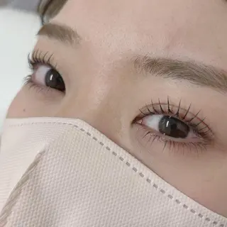 マツエク・マツパ UKA aura 新宿西口店のマツエク・マツパデザイン