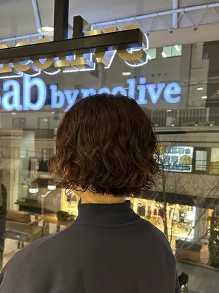 パーマ 菅沼 紀世/顔周りレイヤーのヘアスタイル