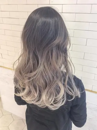 セミロング カラー レイヤーカット× 髪質改善たもりのヘアスタイル