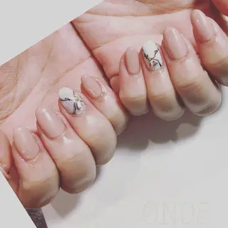 ネイル 園 寛子 （ネイリスト）のネイルデザイン