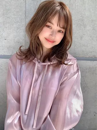 セミロング カラー ❄️THEATER 透明感カラー❄️のヘアスタイル