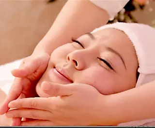 アロマビューティー カオリのネイルデザイン