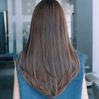 ロング カラー AIN.ANLY 明治神宮前所属・ムツキ/品のある 艶カラー/縮毛矯正のヘアスタイル