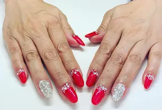 ネイル Mule Beauty Salon所属・ミュール ビューティーサロンのネイルデザイン