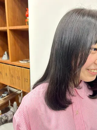 ミディアム 藤原 あかりのヘアスタイル
