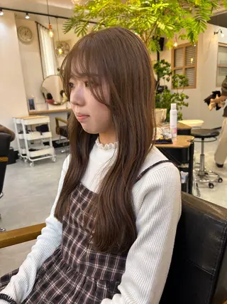 ロング カラー CARICIA 白木 由里加/新栄のヘアスタイル