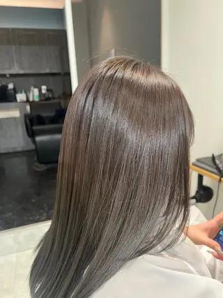 ミディアム カラー 流山おおたかの森 林悠仁のヘアスタイル