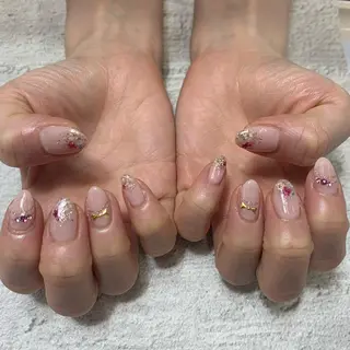 ネイル MAXKELLY ハチのネイルデザイン