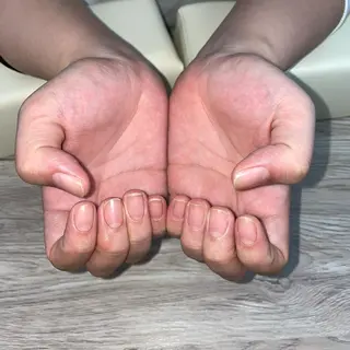 ネイル ﾔｽﾀﾞ ﾐﾅのネイルデザイン