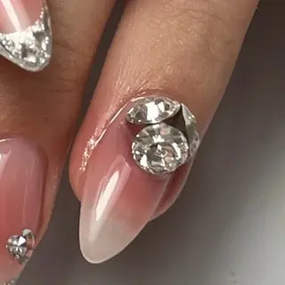 ネイル エルバイノリコ尾形 パラジェル取扱店✨のネイルデザイン