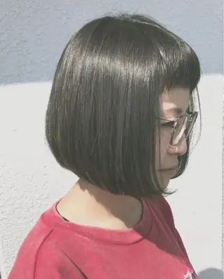 ショート カラー レイヤーカット匠 イソザキノリユキのヘアスタイル