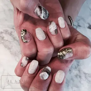 ネイル LE'A NAILSのネイルデザイン