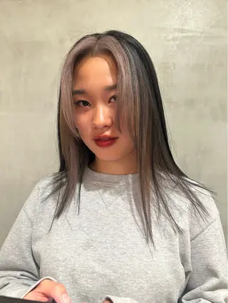 セミロング カラー デザイン/アレンジ ❤︎イシイレイのヘアスタイル