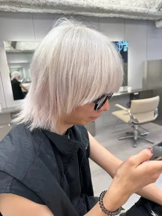 カラー メンズ 名古屋／デザイン／ ブリーチ/松井亮磨のヘアスタイル