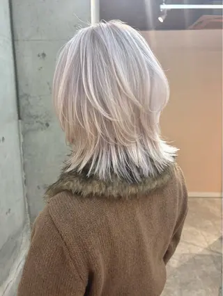 ミディアム カラー lani hair salon所属・SHOTO ハイトー ン/デザインカラーのヘアスタイル