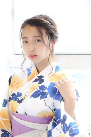 ヘアアレンジ 石渡このみ 🍊レイヤーカットのヘアスタイル