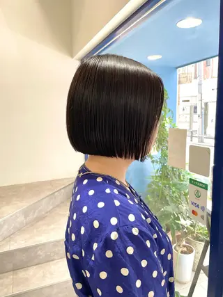ショート カラー 山本 佳奈のヘアスタイル