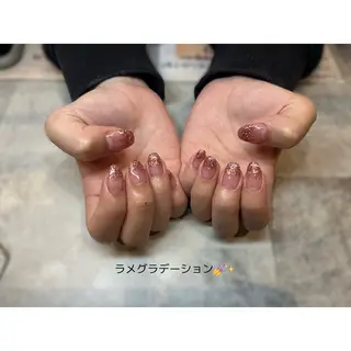 ネイル エーナイン卸町店所属・有賀 美聖のネイルデザイン