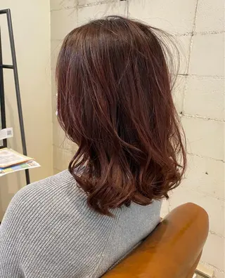 ミディアム カラー いまじゅく あおいのヘアスタイル