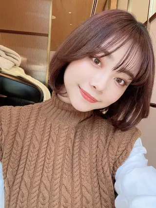 ミディアム 韓国くびれレイヤー 🇰🇷はづきのヘアスタイル