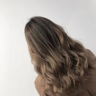 ミディアム カラー ヘアアレンジ アンドウ ユウ/ レイヤーカット/韓国のヘアスタイル