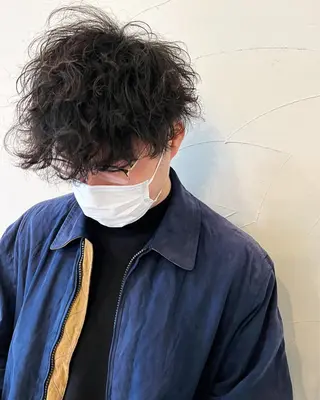 ショート パーマ メンズ 樋野 亮のヘアスタイル