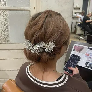 ヘアアレンジ 縮毛矯正ヘアアレンジ 🌸三輪知優🌸のヘアスタイル