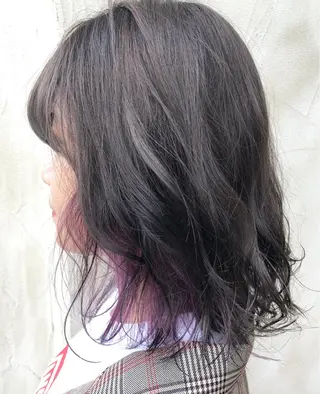 ミディアム 岩田 萌那のヘアスタイル