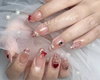 ネイル shineジェル& チップ長さだしのネイルデザイン