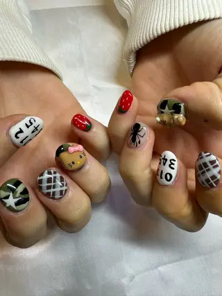 ネイル 濱岡 咲のネイルデザイン