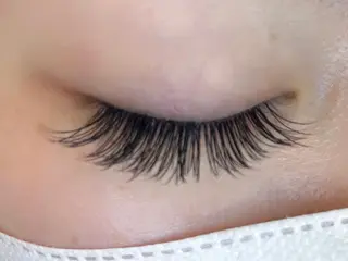 マツエク・マツパ オーロラ所属・AURORA RINAのマツエク・マツパデザイン