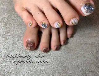 ネイル LAVISH nail salonのネイルデザイン
