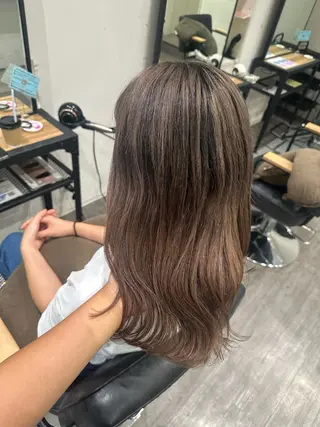 セミロング 艶髪レイヤー上田 紗也🇰🇷💗のヘアスタイル