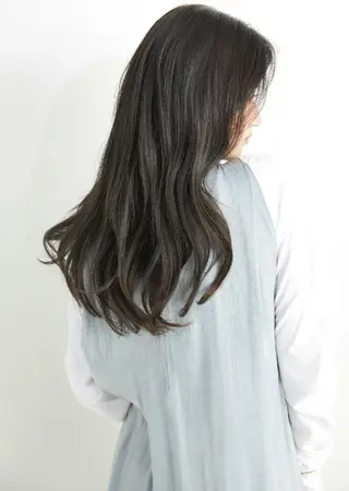 ロング Crea所属・清水 旭美のヘアスタイル