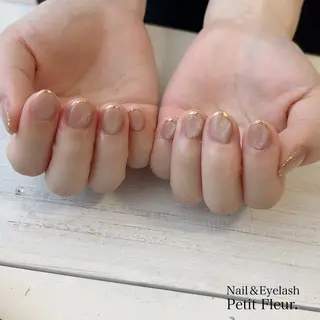 ネイル Petit Fleur所属・青柳 亜梨奈のマツエク・マツパデザイン