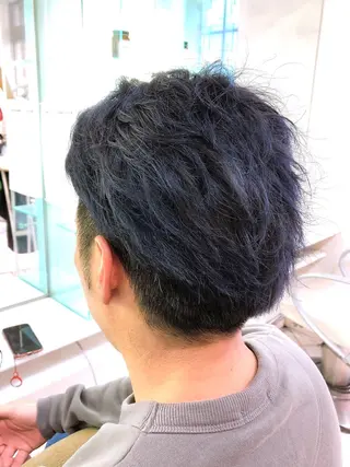 カラー メンズ 保住 亮太のヘアスタイル