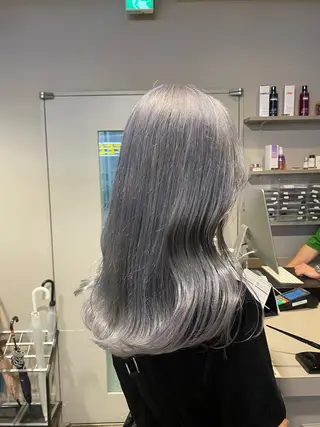 ロング カラー 顔まわりカット の達人のヘアスタイル