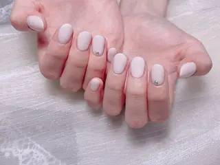 ネイル KARI ネイルサロンのネイルデザイン