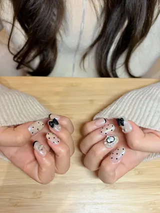 ネイル she saw me / shokoのネイルデザイン