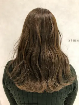セミロング カラー まつい みるのヘアスタイル