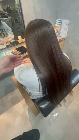 ロング motoトップカラー リスト/ブリーチカラのヘアスタイル