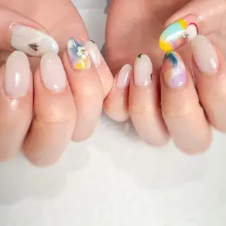 ミディアム Re nail所属・Re nailのネイルデザイン