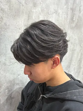 ショート パーマ メンズ 韓国風メンズ/毛流れ ヘアなら須田龍世のヘアスタイル