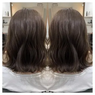 ミディアム カラー 村山 茉衣のヘアスタイル