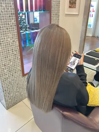 ロング カラー トップスタイリスト 林すずかのヘアスタイル