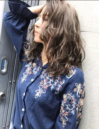 ミディアム カラー chic.🍋 Kirariのヘアスタイル