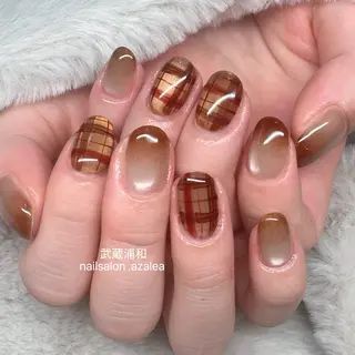 ネイル R inのネイルデザイン