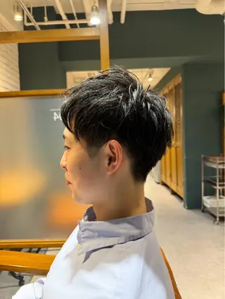 ショート メンズ 黒川 真裕のヘアスタイル